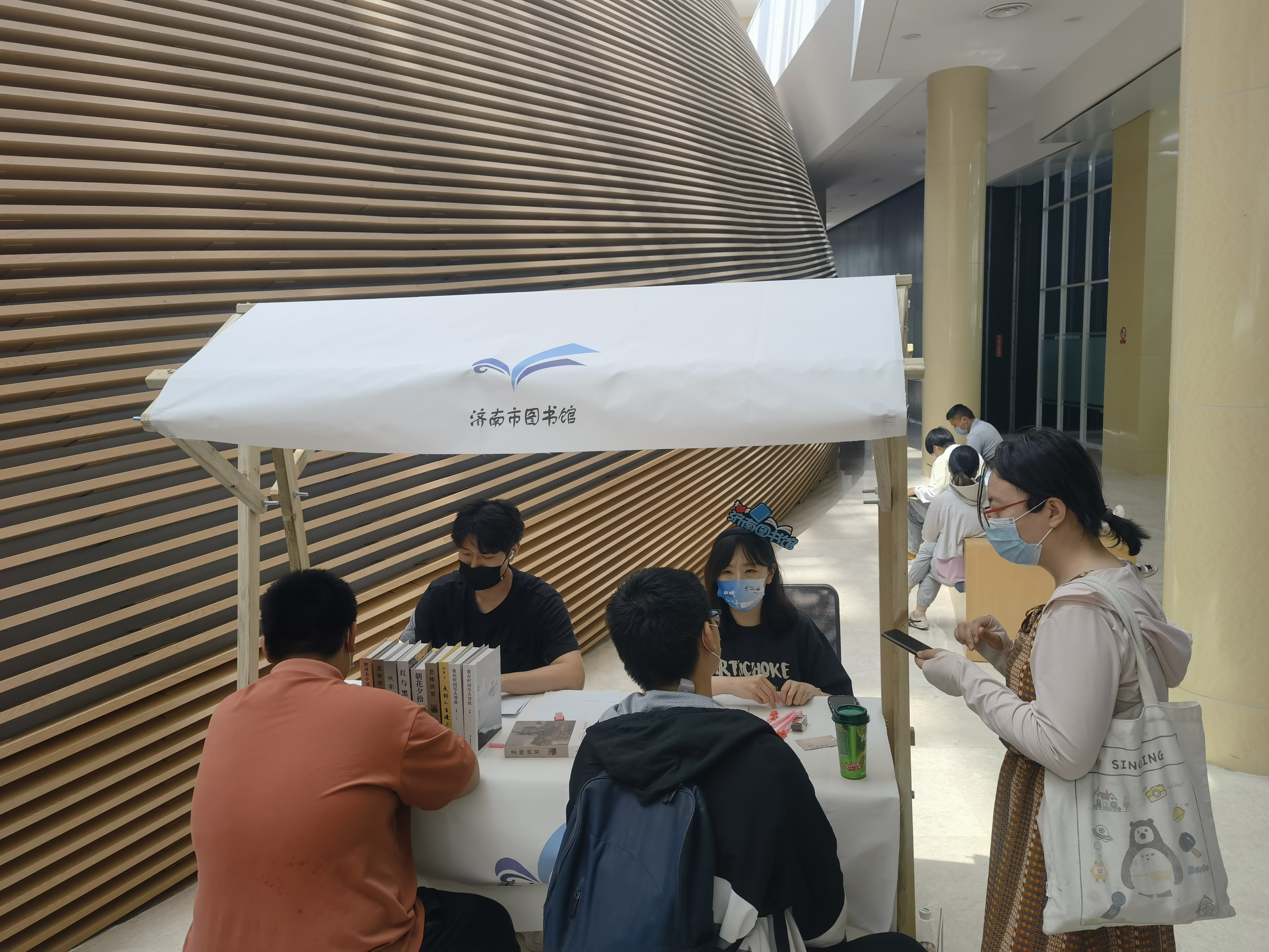 济南市图书馆玩跨界！新葡京图书馆×剧本杀(图5)